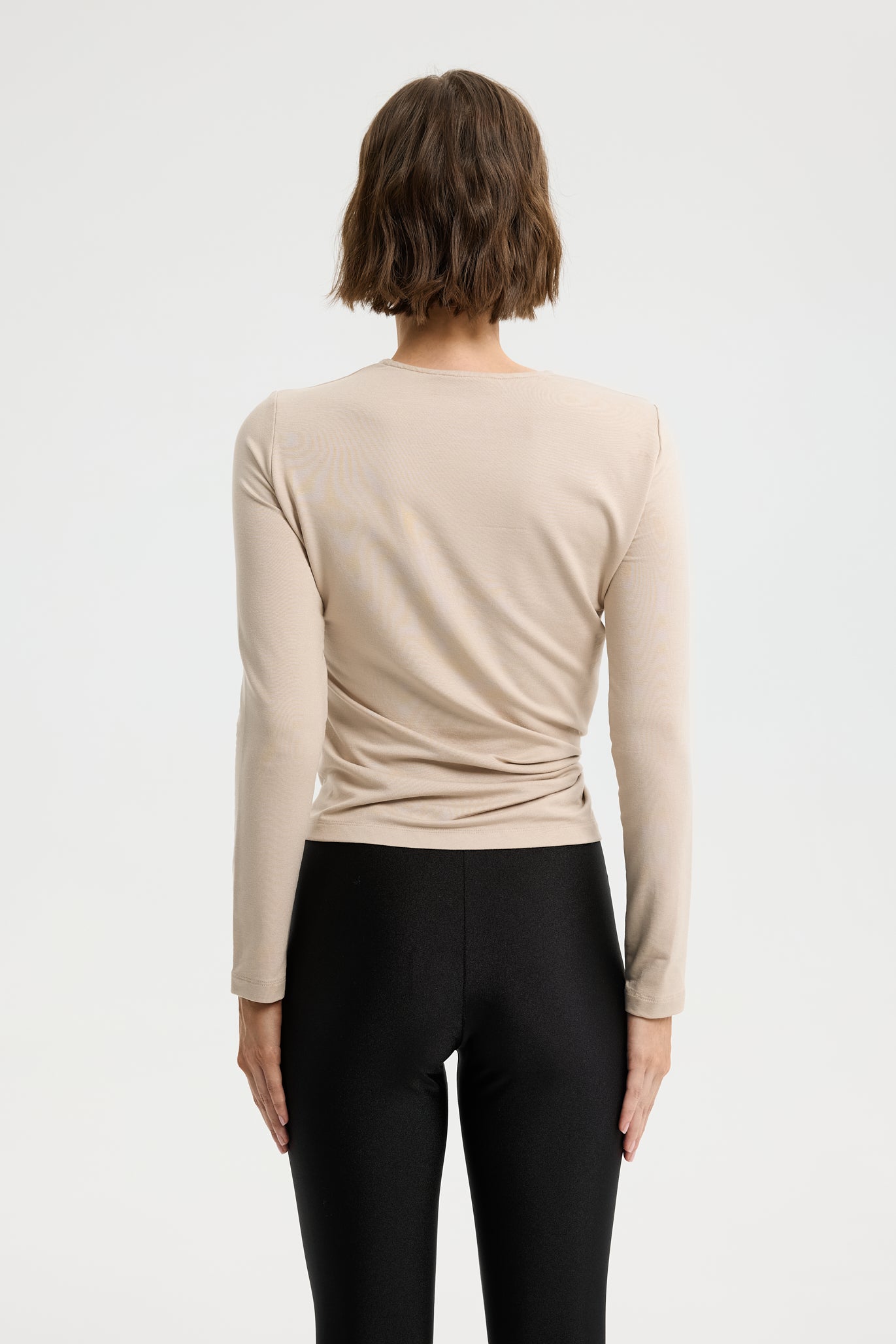 Piaskowy longsleeve Lune