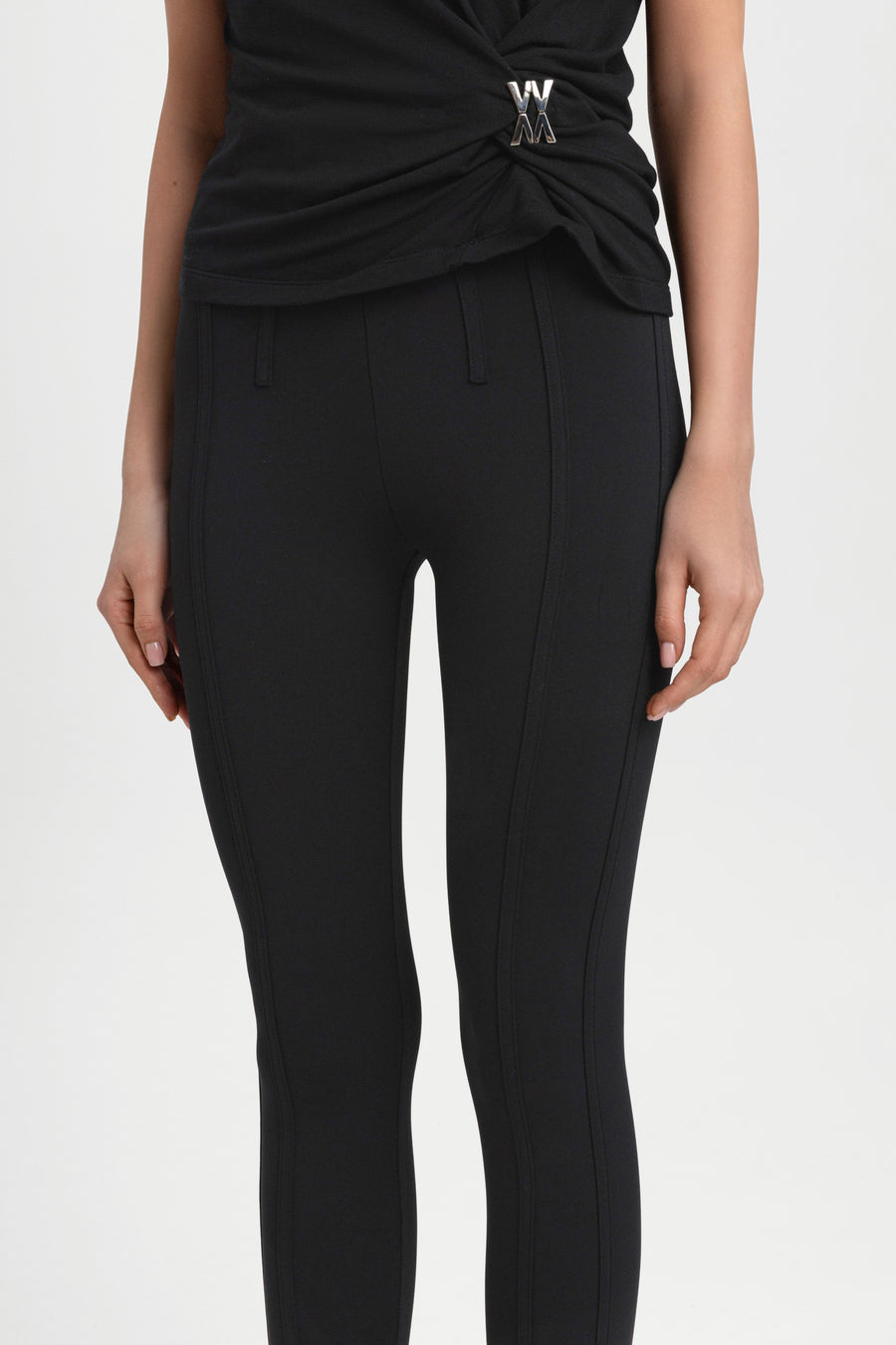 Noira legginsy